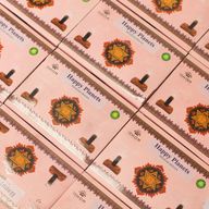 Packung mit 104 natürlichen Räuchersteinen und Brenner – Happy Planets – Ritual Bricks