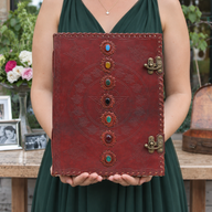Großes 7-Chakra-Lederbuch - 10x13 (200 Seiten)