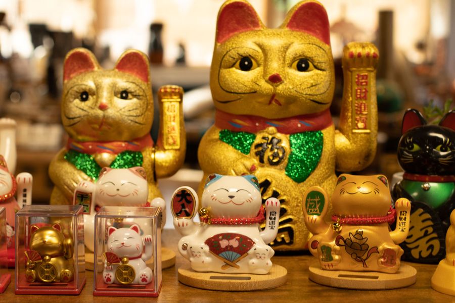 Winkende Chinesische Katzen
