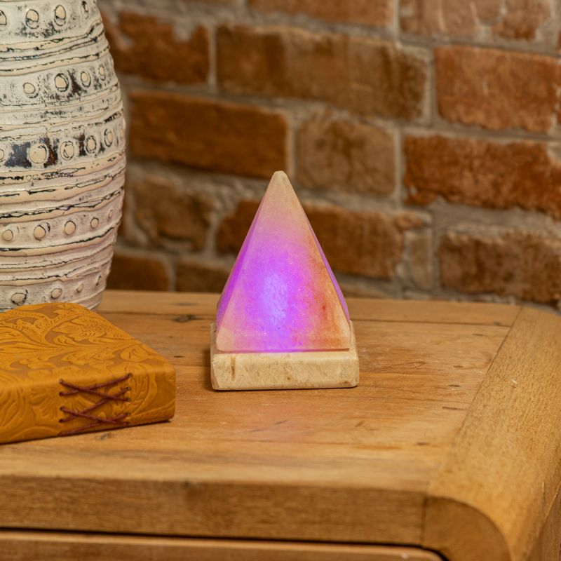 Qualitäts-USB-Pyramiden-Salzlampe - 9 cm (mehrfarbig)