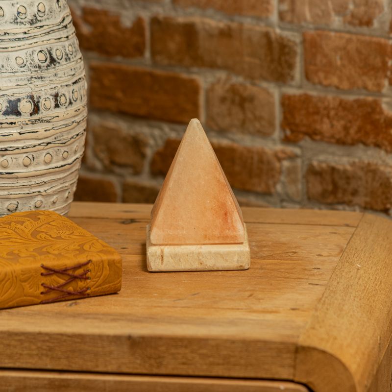 Qualitäts-USB-Pyramiden-Salzlampe - 9 cm (mehrfarbig)