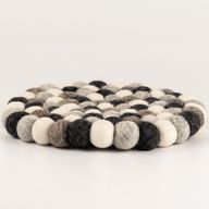 Runde Filzkugel-Tischset - 20 cm Multi-Grau