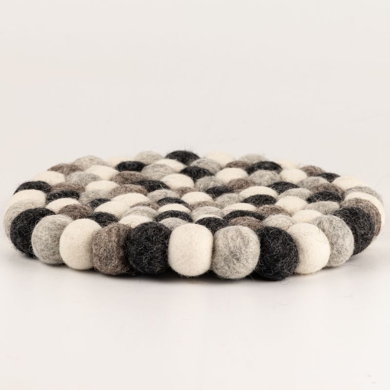Runde Filzkugel-Tischset - 20 cm Multi-Grau