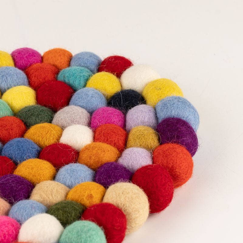 Filzkugel-Oval-Mittelmatte - 38x18cm Mehrfarbig