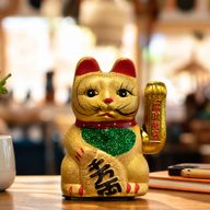 Klassische Glückskatze (Maneki-neko)