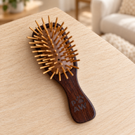 PAW Fellpflege-Tools – Mini-Bürste & Massage – Bambus-Stifte