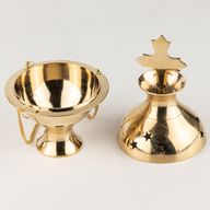 Hängendes Räuchergefäß aus Messing – Kreuz