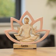 Yoga-Dame aus Holz – Lotusblüte – Altrosa – Liebe