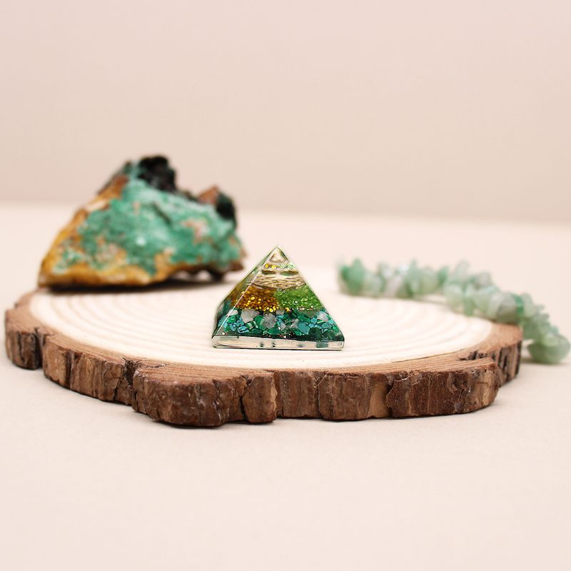 Kleine Orgonit Pyramide - 25mm