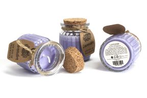 Sojawachskerze in Glas mit Korkdeckel "Winterbeeren"