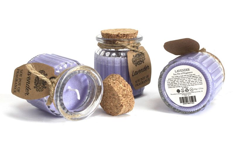 Sojawachskerze in Glas mit Korkdeckel "Winterbeeren"