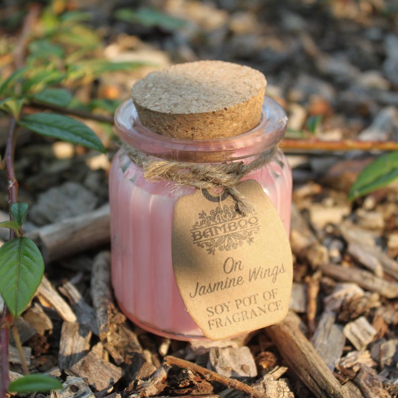 Sojawachskerze in Glas mit Korkdeckel "Jasminflügel"
