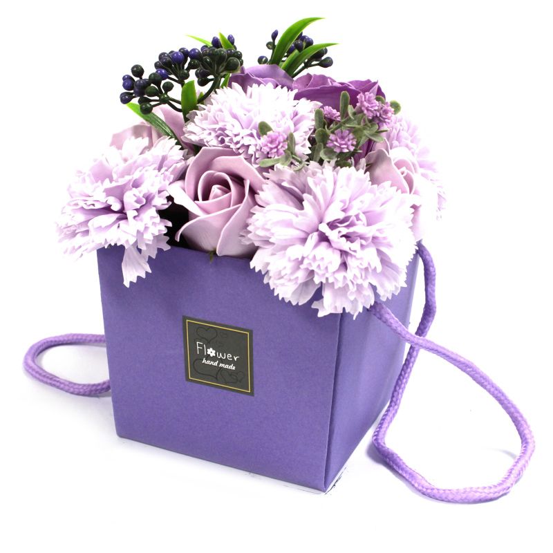 Seifenrosenbouquet - Lavendelfarbene Rosen & Nelken