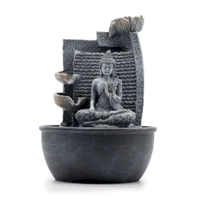 Tischbrunnen – 19 x 19 x 28 cm – Buddha, Lotusblumen, kaskadenförmige Töpfe