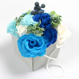 Seifenrosenbouquet - Blaue Hochzeitsblumen