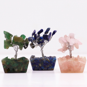 12x Mini-Edelsteinbäume auf Orgonitbasis – verschiedene Mischung (15 Steine)