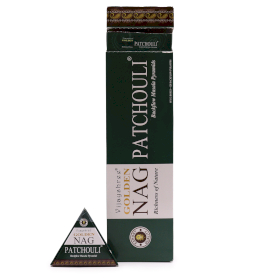 12x 42 g Jumbo Golden Nag – Patchouli Back Flow Räucherkegel