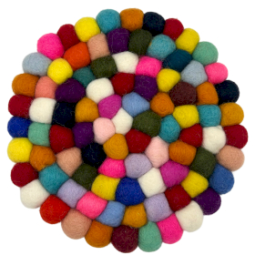 Rundes Tischset mit Filzkugeln, 20 cm, mehrfarbig