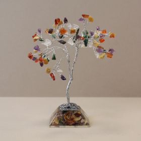 Edelsteinbaum mit Orgonitbasis – 80 Steine ​​– Mehrfarbig