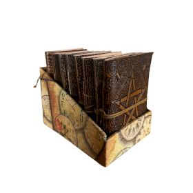 8x Verschiedene kleine esoterische Ledernotizbücher (4x3